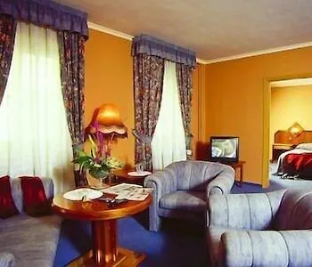 Hotel Concertino Zlata Husa 4*