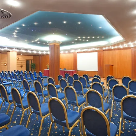 Hotel Concertino Zlata Husa 4*
