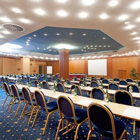 Concertino Zlata Husa Hotel Jindřichŭv Hradec