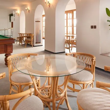 Hotel Concertino Zlata Husa Jindrichuv Hradec